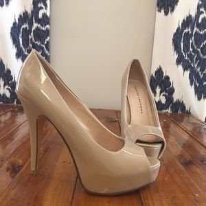 Chinese Laundry Nude Peep Toe Pumps Size 8